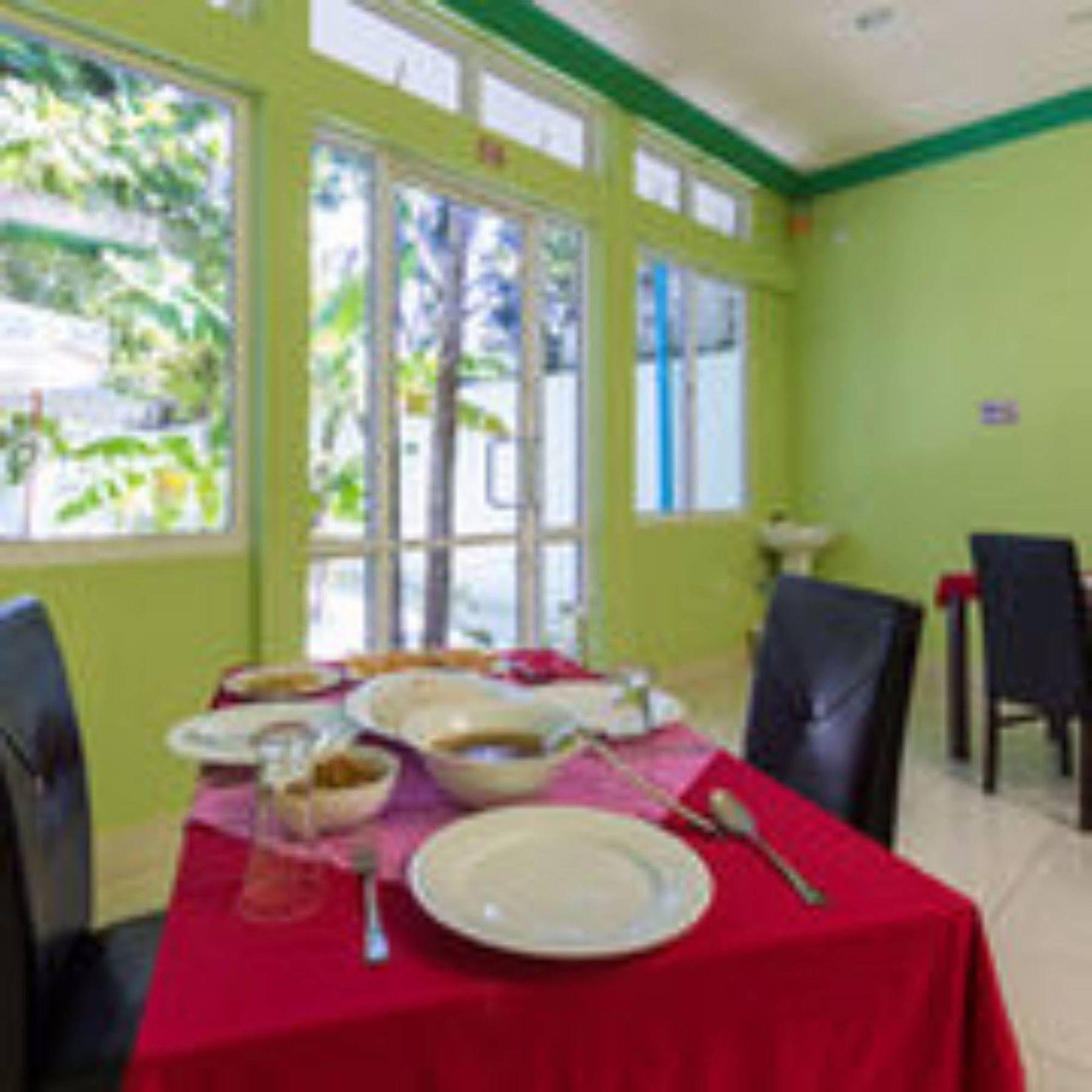 Feridhoo Inn Ngoại thất bức ảnh